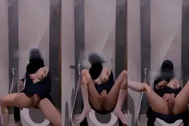 Bokep Jilbab Binal Colmek Toilet Mall