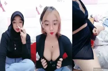 Cewek Cantik Colmek Pamer Memek Becek Manis